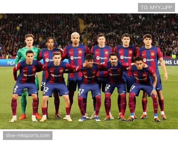 巴萨新赛季进攻体系初显威力,球员默契配合闪耀赛场 巴萨新赛季进攻体系初显威力,球员默契配合闪耀赛场