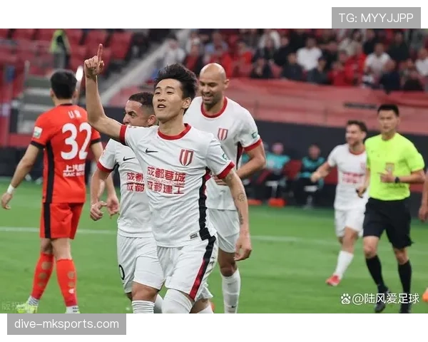 奇尔韦尔连场破门助球队强势登榜，状态火热表现抢眼