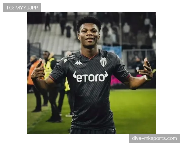 奥雷利安·楚阿梅尼18岁欧联杯首秀表现解析