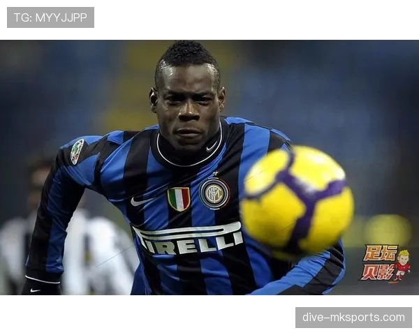 马里奥·巴洛特利的早餐桌，比我家客厅还排场