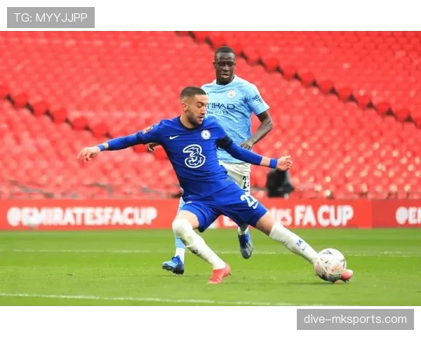 纽卡斯尔联赛季后期状态波动，争四形势面临考验